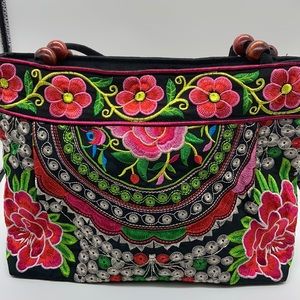 MEXICAN EMBROIDERED BAG